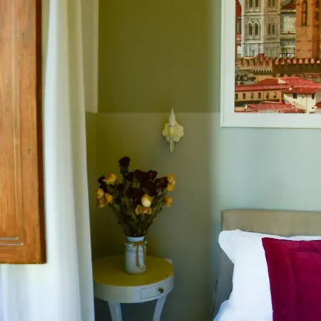 Bed & Breakfast Dimora Sassetti 6 *